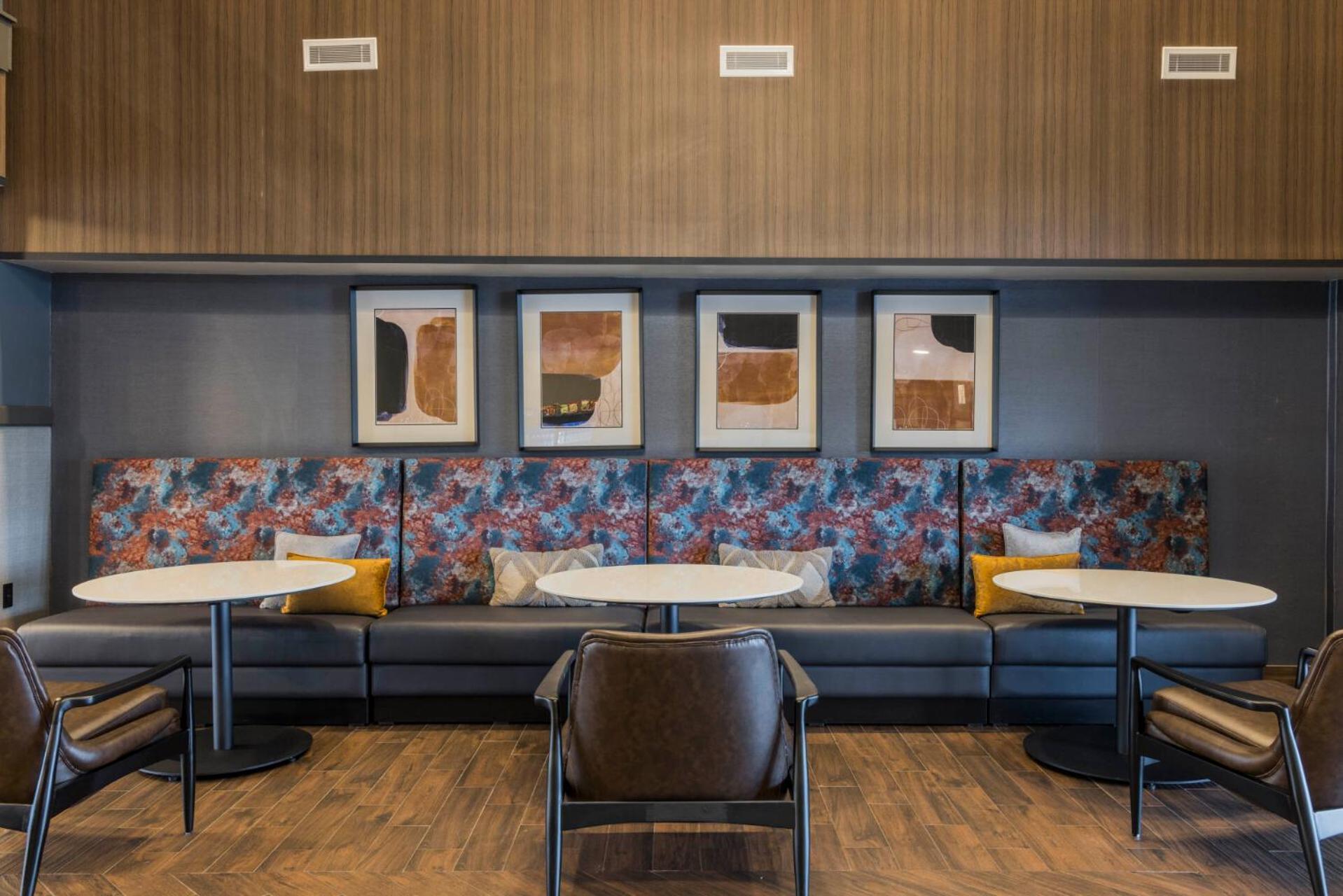 Four Points By Sheraton Columbus-Polaris Exterior photo