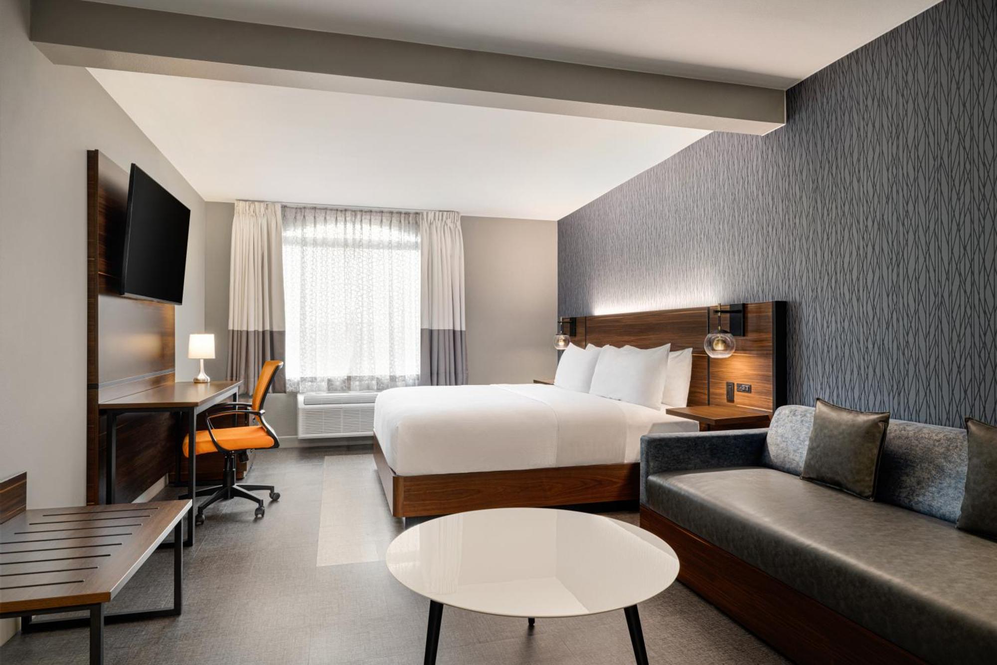 Four Points By Sheraton Columbus-Polaris Exterior photo