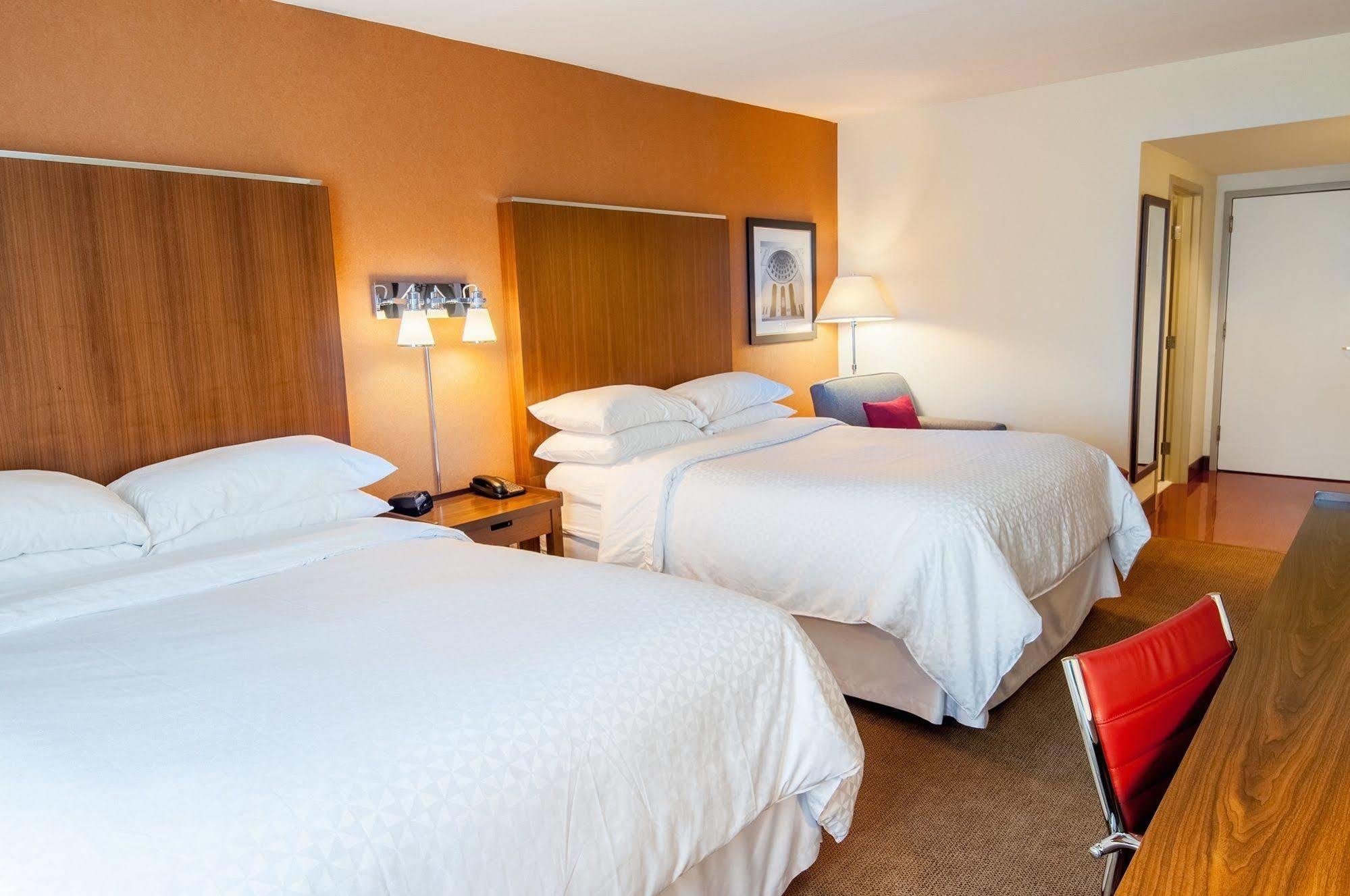 Four Points By Sheraton Columbus-Polaris Exterior photo